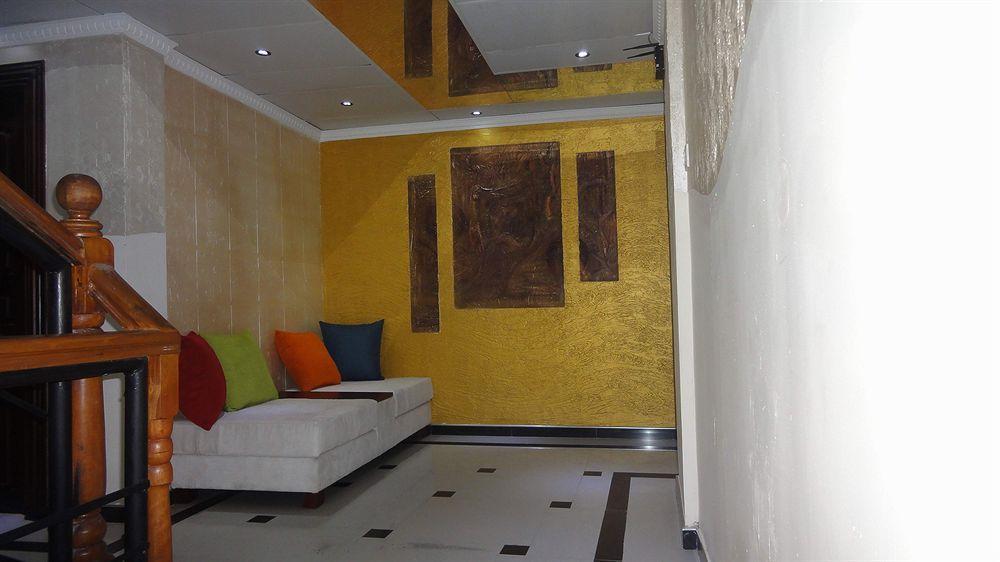 קולומבו Saasha City Hotel מראה חיצוני תמונה